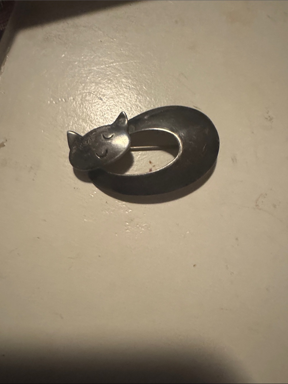 ORB STERLING SILVER Cat Face Oval Brooch in